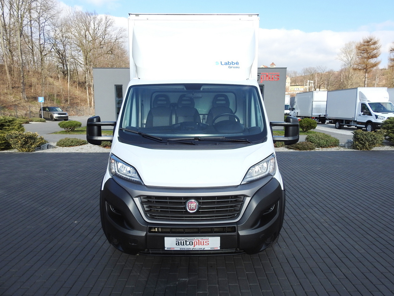 FIAT DUCATO BOX LIFT 8 PALLETS CRUISE CONTROL NAVIGATION LED LIGHTS AIR CONDITIONING 130HP - Furgoneta: foto 5 FIAT DUCATO BOX LIFT 8 PALLETS CRUISE CONTROL NAVIGATION LED LIGHTS AIR CONDITIONING 130HP - Furgoneta: foto 5