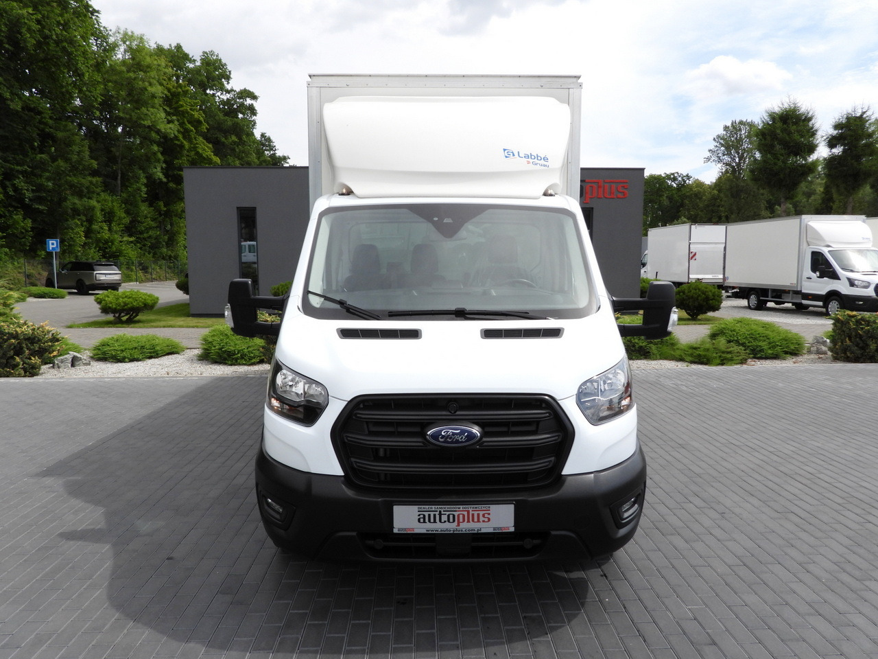 FORD TRANSIT BOX 8 PALLETS CRUISE CONTROL AIR CONDITIONING 130HP - Furgoneta: foto 5 FORD TRANSIT BOX 8 PALLETS CRUISE CONTROL AIR CONDITIONING 130HP - Furgoneta: foto 5