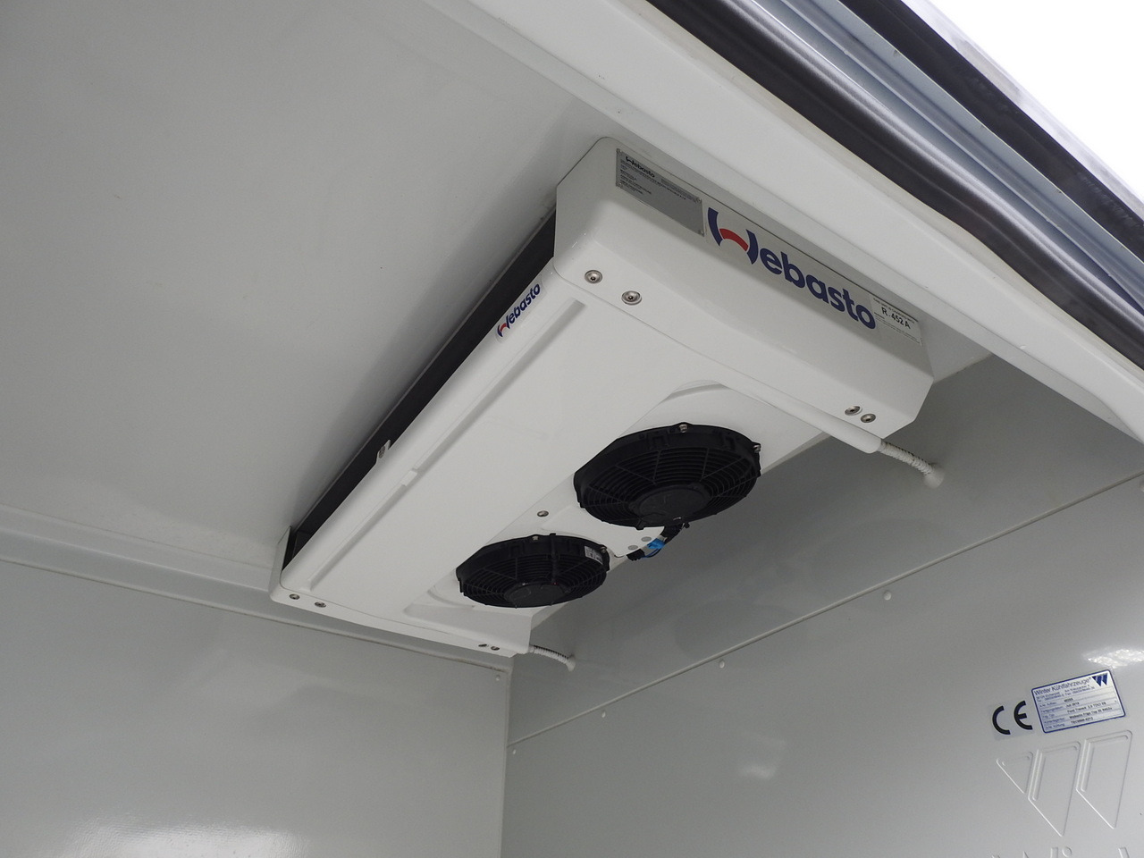 Frigorífico furgoneta FORD TRANSIT REFRIGERATOR VAN 0*C HEATING FUNCTION POWER SUPPLY 230V CRUISE CONTROL NAVIGATION AIR CONDITIONING LED LIGHTS 130HP: foto 23 Frigorífico furgoneta FORD TRANSIT REFRIGERATOR VAN 0*C HEATING FUNCTION POWER SUPPLY 230V CRUISE CONTROL NAVIGATION AIR CONDITIONING LED LIGHTS 130HP: foto 23