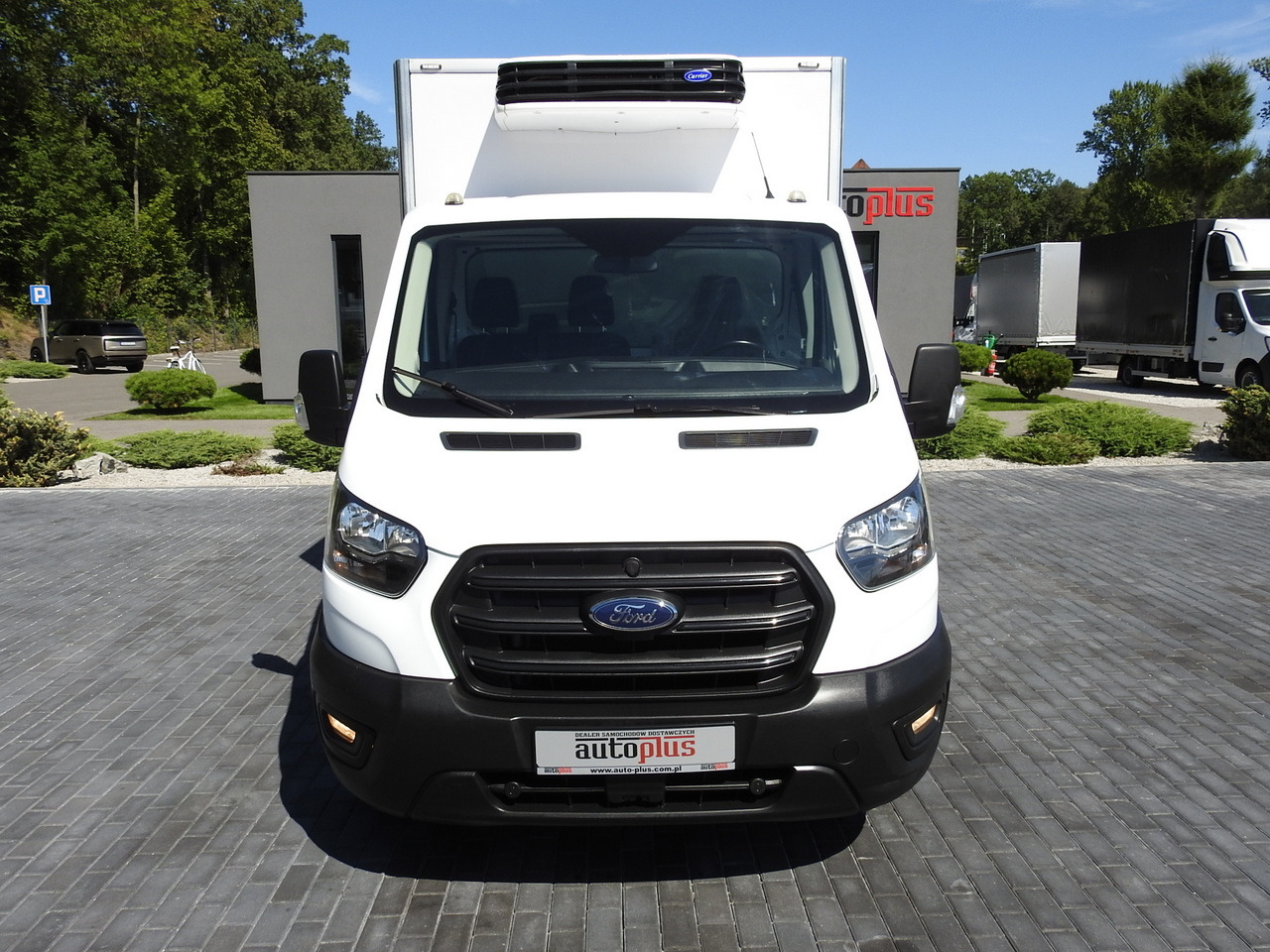 FORD TRANSIT REGRIGERATOR BOX 0*C POWER SUPPLY 230V CRUISE CONTROL AIR CONDITIONING TWIN WHEELS 170HP - Frigorífico furgoneta: foto 5 FORD TRANSIT REGRIGERATOR BOX 0*C POWER SUPPLY 230V CRUISE CONTROL AIR CONDITIONING TWIN WHEELS 170HP - Frigorífico furgoneta: foto 5