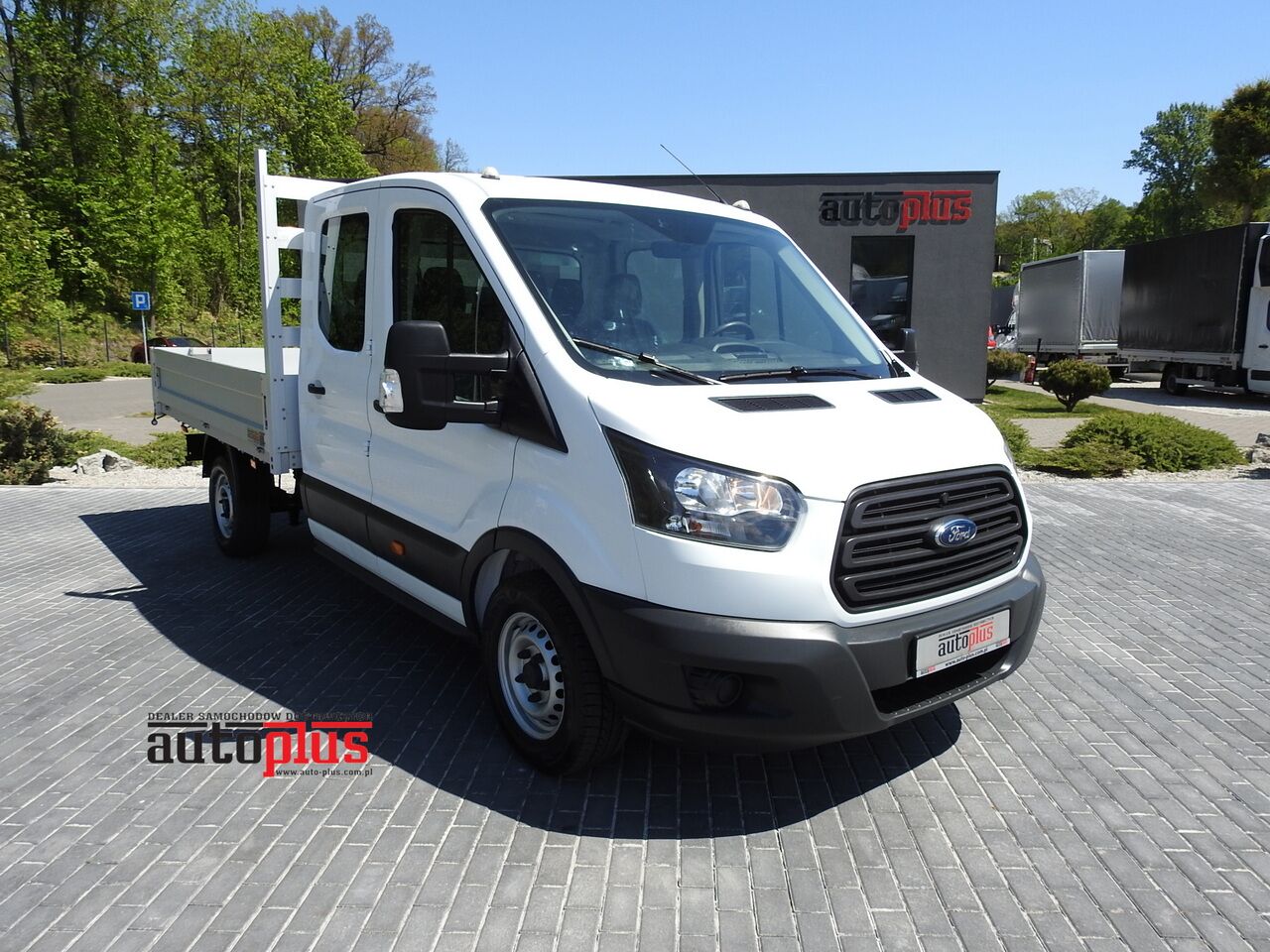 FORD TRANSIT STAKE BODY DOUBLE CABIN DOKA 7 SEATS AIR CONDITIONING 130HP - Caja abierta furgoneta: foto 1 FORD TRANSIT STAKE BODY DOUBLE CABIN DOKA 7 SEATS AIR CONDITIONING 130HP - Caja abierta furgoneta: foto 1