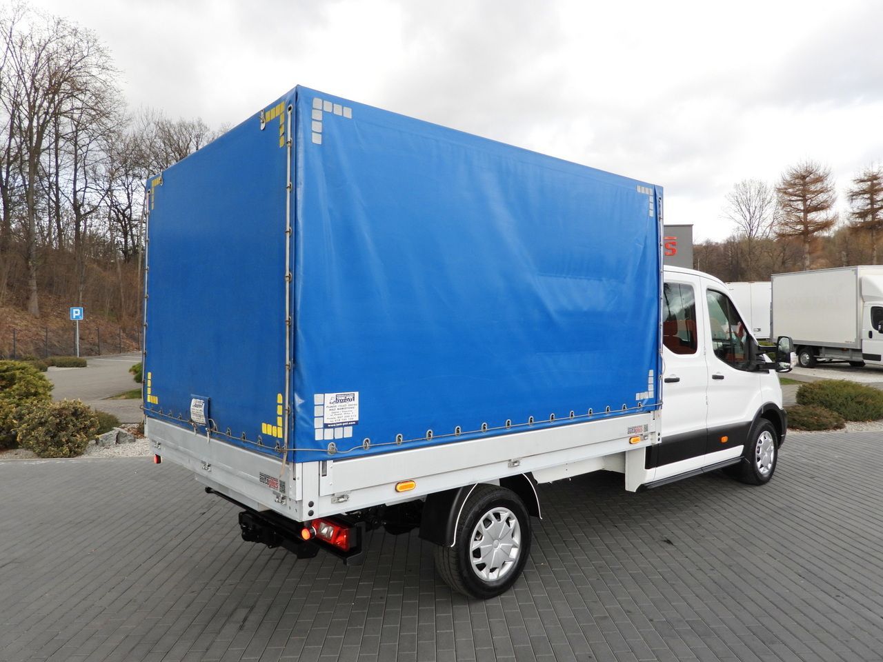FORD TRANSIT STAKE BODY TARPAULIN DOUBLE CABIN DOKA 7 SEATS CRUISE CONTROL LED LIGHTS AIR CONDITIONING 130HP - Caja abierta furgoneta: foto 3 FORD TRANSIT STAKE BODY TARPAULIN DOUBLE CABIN DOKA 7 SEATS CRUISE CONTROL LED LIGHTS AIR CONDITIONING 130HP - Caja abierta furgoneta: foto 3