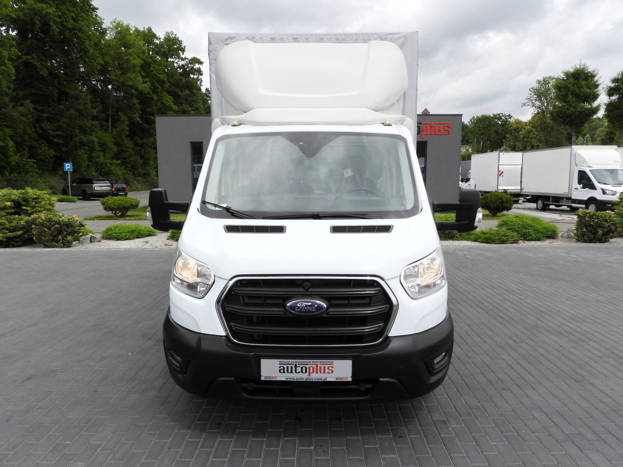 FORD TRANSIT TARPAULIN 8 PALLETS CRUISE CONTROL LED LIGHTS TWIN WHEELS AIR CONDITIONING 130HP - Furgoneta con caja de lona: foto 5 FORD TRANSIT TARPAULIN 8 PALLETS CRUISE CONTROL LED LIGHTS TWIN WHEELS AIR CONDITIONING 130HP - Furgoneta con caja de lona: foto 5