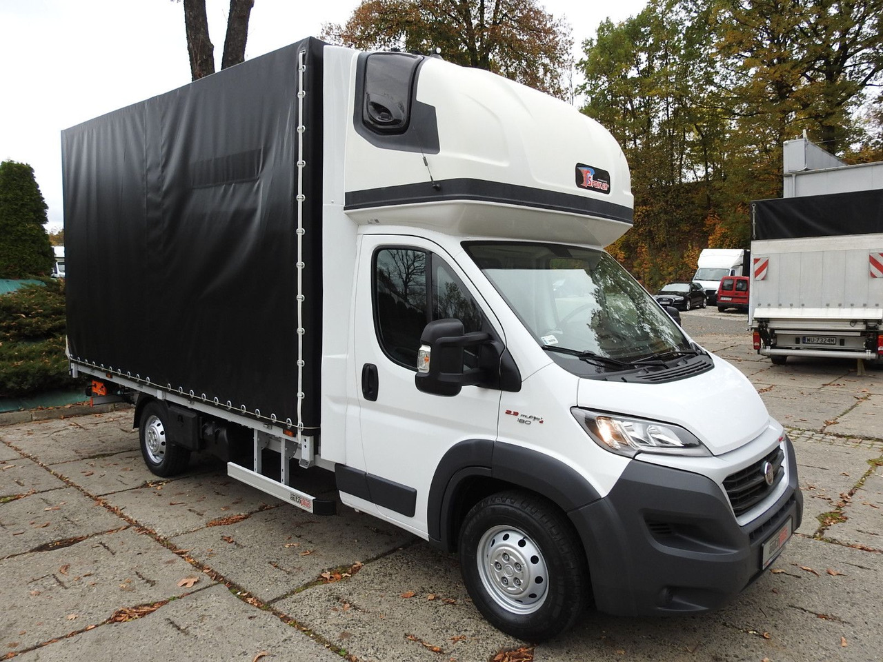 Fiat DUCATO PRITSCHE PLANE AUFZUG 8 PALETTEN WEBASTO - Furgoneta con caja de lona: foto 4 Fiat DUCATO PRITSCHE PLANE AUFZUG 8 PALETTEN WEBASTO - Furgoneta con caja de lona: foto 4
