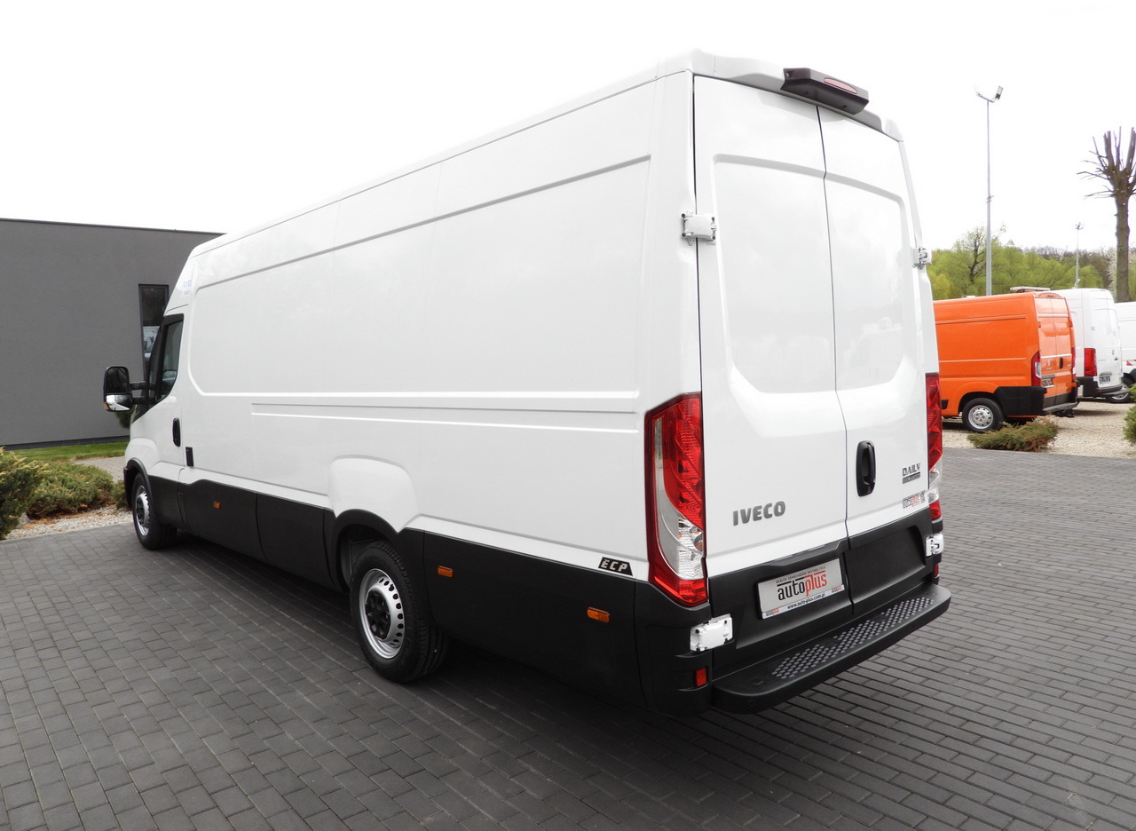 Frigorífico furgoneta IVECO DAILY 35S14 REFRIGERATOR VAN 0*C POWER SUPPLY 230V CRUISE CONTROL AUTOMATIC TRANSMISSION HI-MATIC AIR CONDITIONING  140HP: foto 10