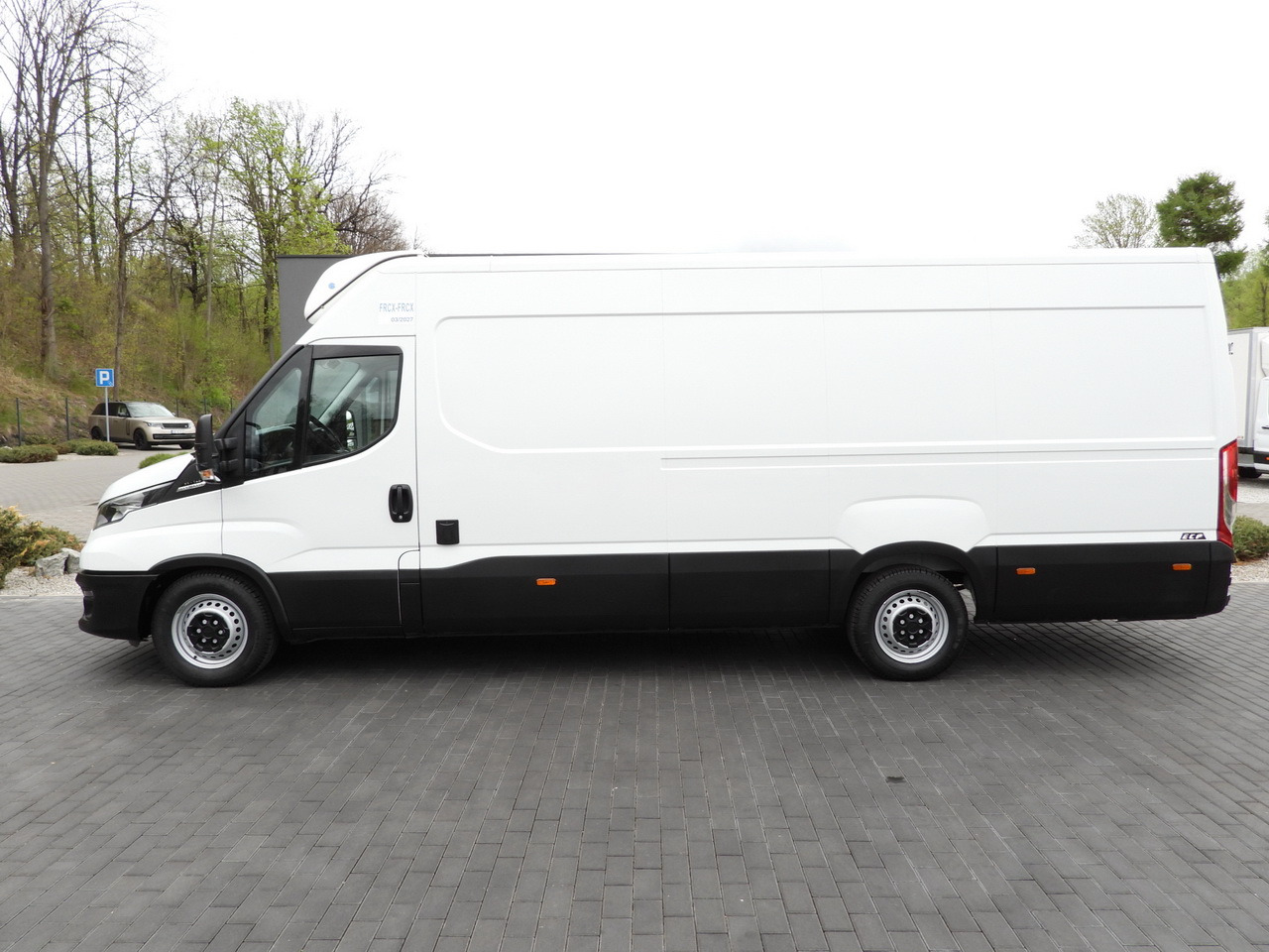 Frigorífico furgoneta IVECO DAILY 35S14 REFRIGERATOR VAN 0*C POWER SUPPLY 230V CRUISE CONTROL AUTOMATIC TRANSMISSION HI-MATIC AIR CONDITIONING  140HP: foto 9