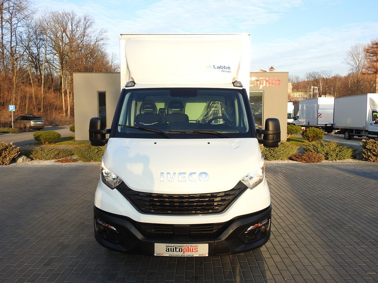 IVECO DAILY 35S16 BOX LIFT 8 PALLETS CRUISE CONTROL AIR CONDITIONING TWIN WHEELS 160HP - Furgoneta: foto 5 IVECO DAILY 35S16 BOX LIFT 8 PALLETS CRUISE CONTROL AIR CONDITIONING TWIN WHEELS 160HP - Furgoneta: foto 5