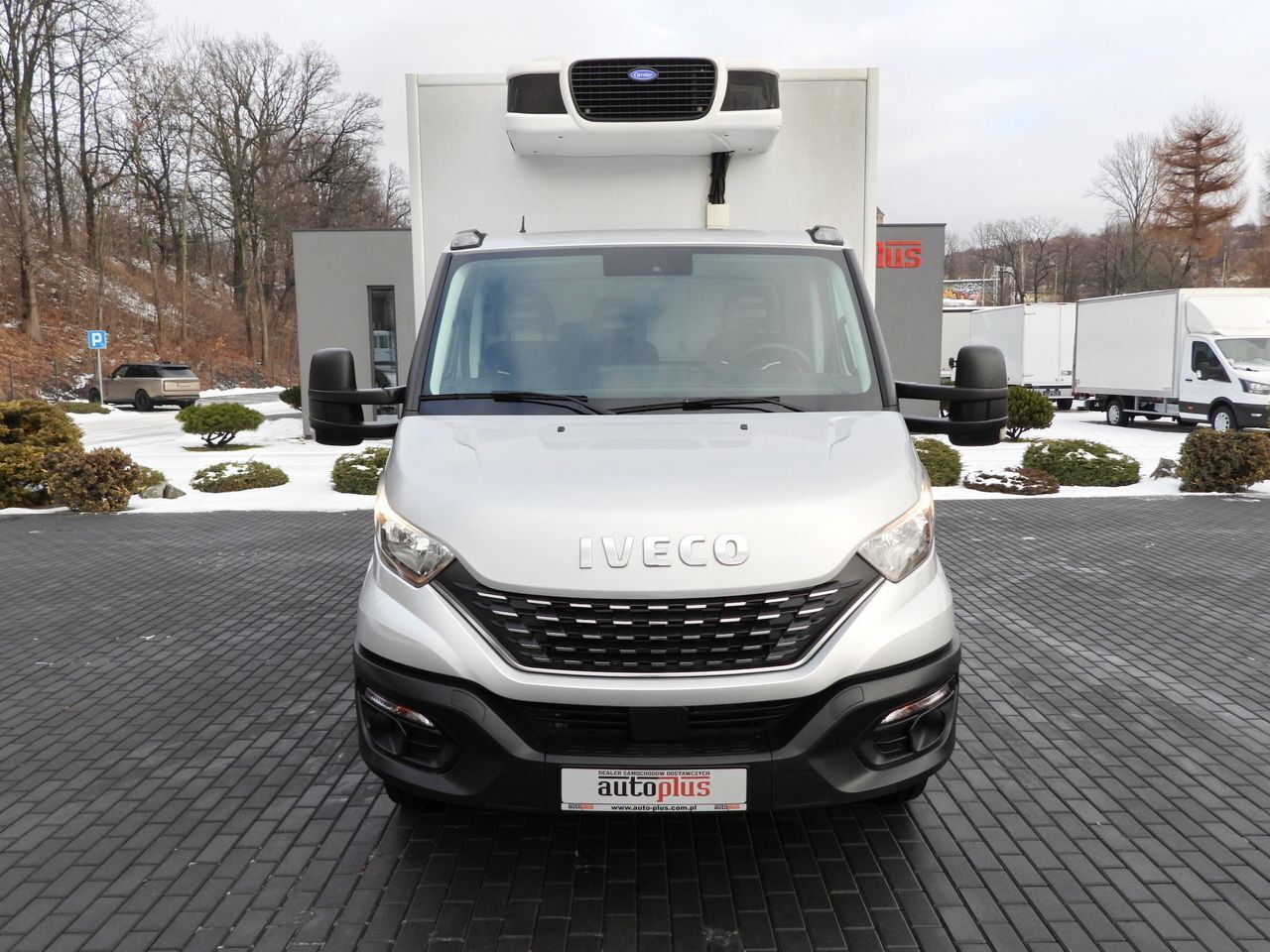 IVECO DAILY 72C18 REGRIGERATOR BOX -10*C LIFT 9 PALLETS POWER SUPPLY 230V CRUISE CONTROL NAVIGATION PNEUMATICS AUTOMATIC TRANSMISSION HI-MATIC TWIN WHEELS AIR CONDITIONING 180HP - Frigorífico camión: foto 5 IVECO DAILY 72C18 REGRIGERATOR BOX -10*C LIFT 9 PALLETS POWER SUPPLY 230V CRUISE CONTROL NAVIGATION PNEUMATICS AUTOMATIC TRANSMISSION HI-MATIC TWIN WHEELS AIR CONDITIONING 180HP - Frigorífico camión: foto 5