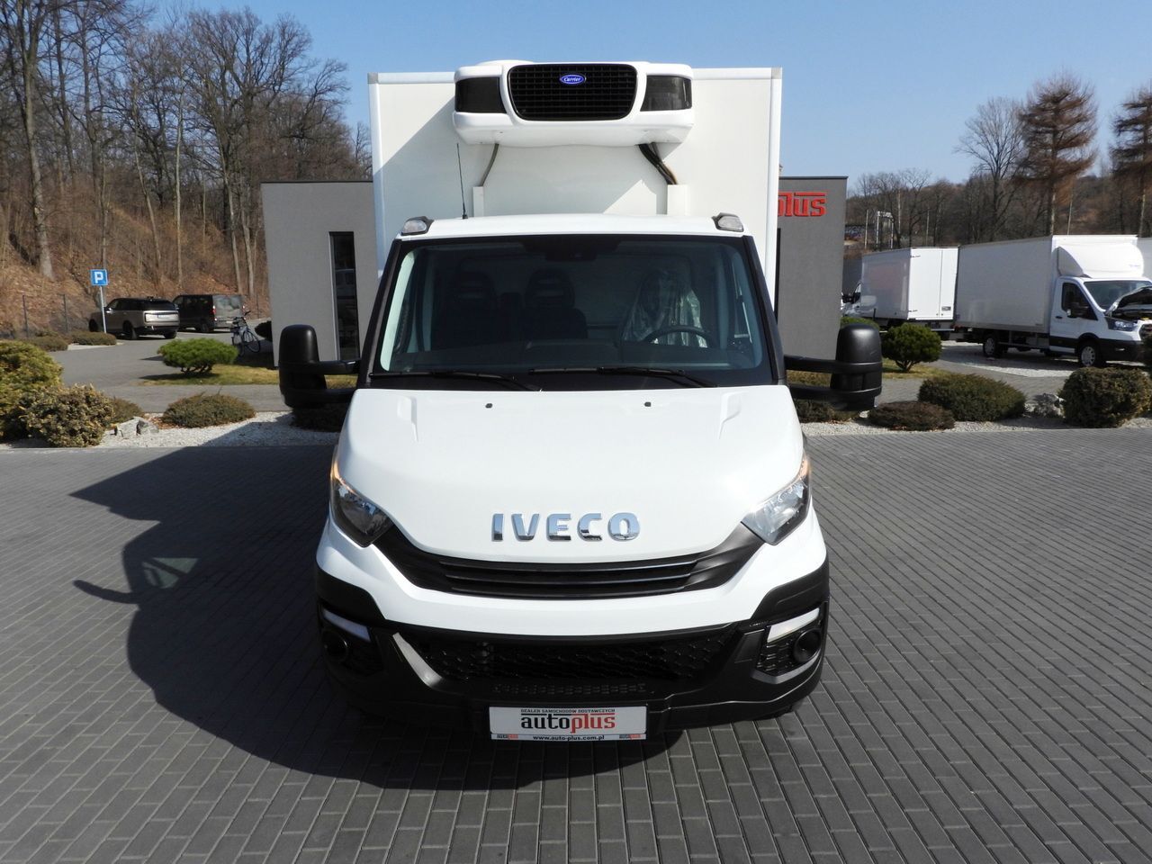 IVECO DAILY REGRIGERATOR BOX -10*C LIFT 9 PALLETS POWER SUPPLY 230V CRUISE CONTROL PNEUMATICS AUTOMATIC TRANSMISSION HI-MATIC TWIN WHEELS AIR CONDITIONING 170HP - Frigorífico camión: foto 5 IVECO DAILY REGRIGERATOR BOX -10*C LIFT 9 PALLETS POWER SUPPLY 230V CRUISE CONTROL PNEUMATICS AUTOMATIC TRANSMISSION HI-MATIC TWIN WHEELS AIR CONDITIONING 170HP - Frigorífico camión: foto 5