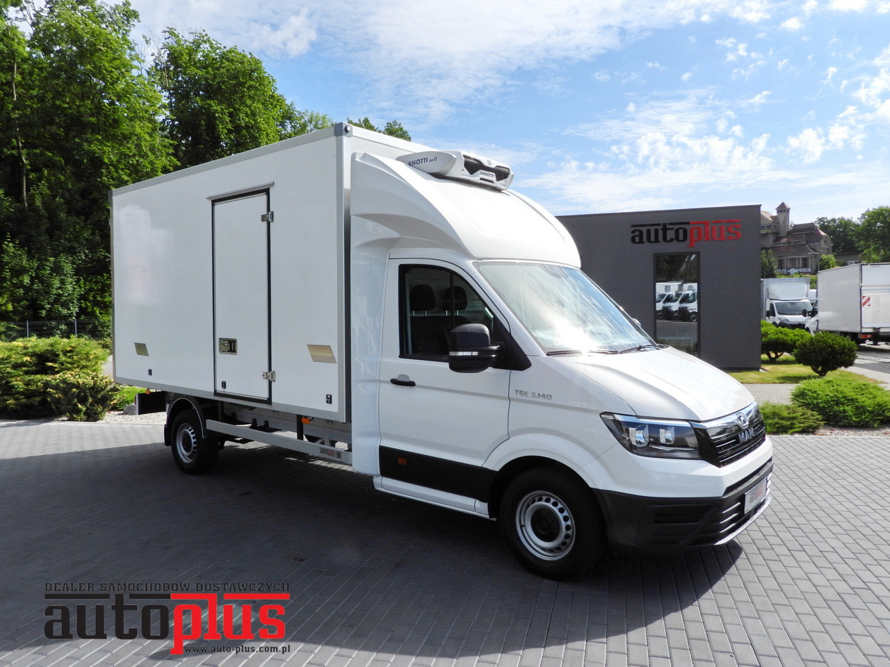 MAN TGE 3.140 REGRIGERATOR BOX -1*C 8 PALLETS HEATING FUNCTION CRUISE CONTROL PNEUMATICS AIR CONDITIONING 140HP - Frigorífico furgoneta: foto 1 MAN TGE 3.140 REGRIGERATOR BOX -1*C 8 PALLETS HEATING FUNCTION CRUISE CONTROL PNEUMATICS AIR CONDITIONING 140HP - Frigorífico furgoneta: foto 1