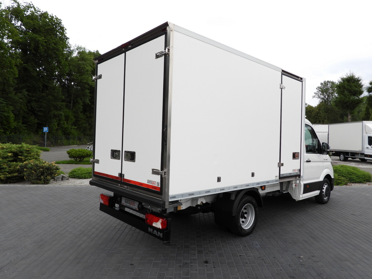 MAN TGE 3.180 REGRIGERATOR BOX 0*C CRUISE CONTROL TWIN WHEELS AIR CONDITIONING 180HP - Frigorífico furgoneta: foto 3 MAN TGE 3.180 REGRIGERATOR BOX 0*C CRUISE CONTROL TWIN WHEELS AIR CONDITIONING 180HP - Frigorífico furgoneta: foto 3