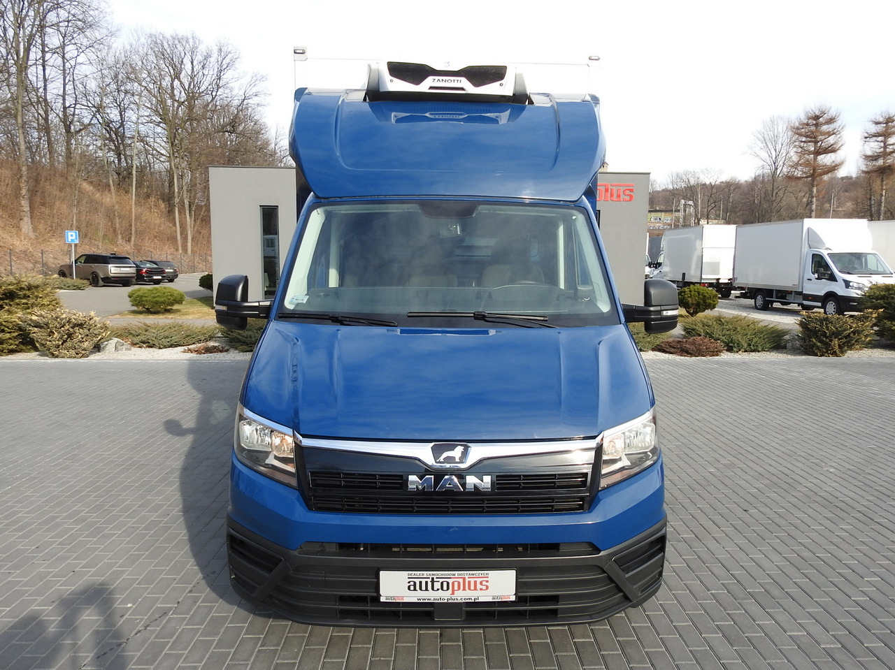 MAN TGE 3.180 REGRIGERATOR BOX -5*C 8 PALLETS HEATING FUNCTION CRUISE CONTROL PNEUMATICS AIR CONDITIONING 180HP - Frigorífico furgoneta: foto 5 MAN TGE 3.180 REGRIGERATOR BOX -5*C 8 PALLETS HEATING FUNCTION CRUISE CONTROL PNEUMATICS AIR CONDITIONING 180HP - Frigorífico furgoneta: foto 5