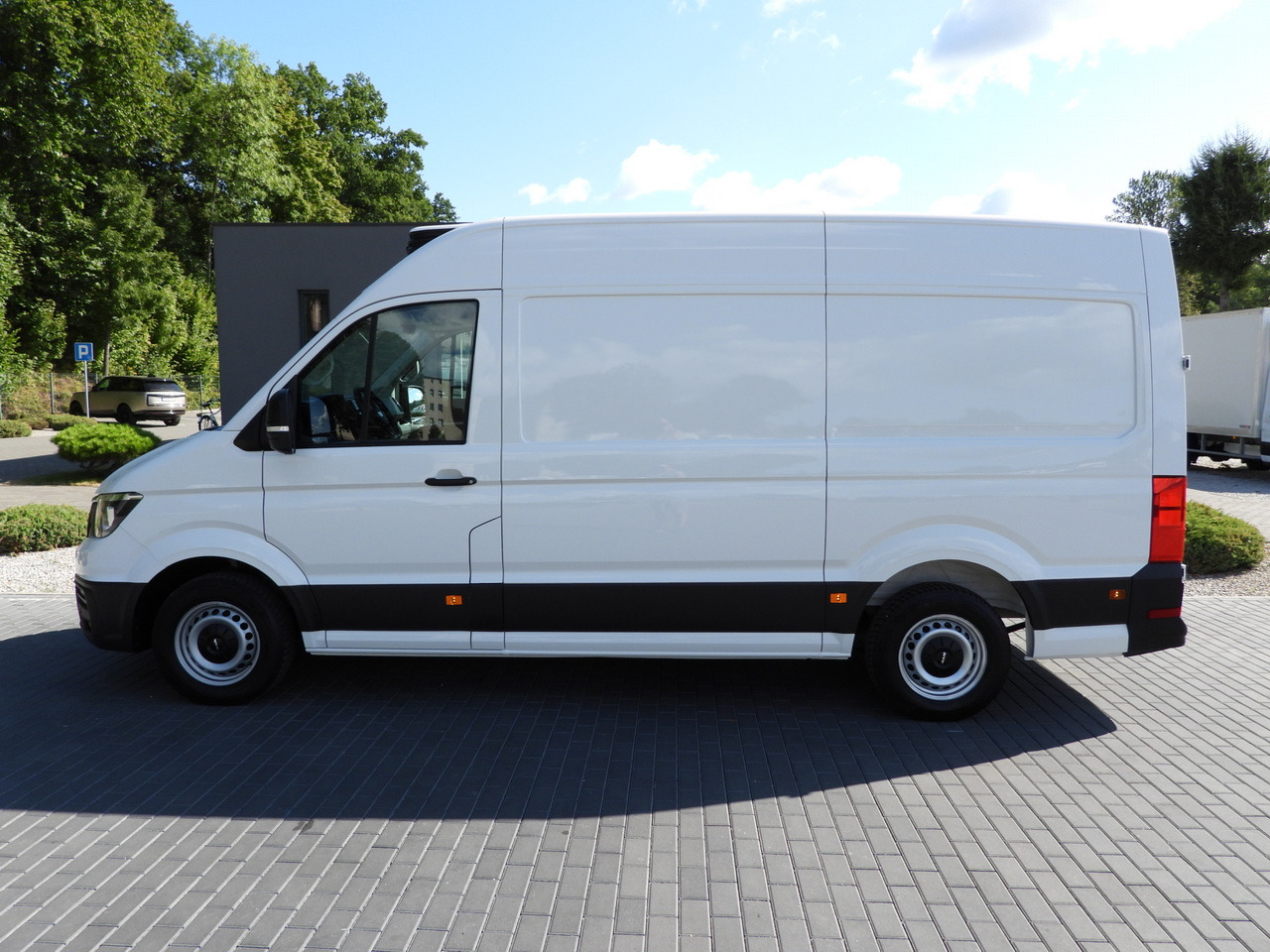 Leasing financiero de MAN TGE REFRIGERATOR VAN -5*C POWER SUPPLY 230V CRUISE CONTROL AUTOMATIC TRANSMISSION AIR CONDITIONING 180HP leasing MAN TGE REFRIGERATOR VAN -5*C POWER SUPPLY 230V CRUISE CONTROL AUTOMATIC TRANSMISSION AIR CONDITIONING 180HP: foto 9 Leasing financiero de MAN TGE REFRIGERATOR VAN -5*C POWER SUPPLY 230V CRUISE CONTROL AUTOMATIC TRANSMISSION AIR CONDITIONING 180HP leasing MAN TGE REFRIGERATOR VAN -5*C POWER SUPPLY 230V CRUISE CONTROL AUTOMATIC TRANSMISSION AIR CONDITIONING 180HP: foto 9