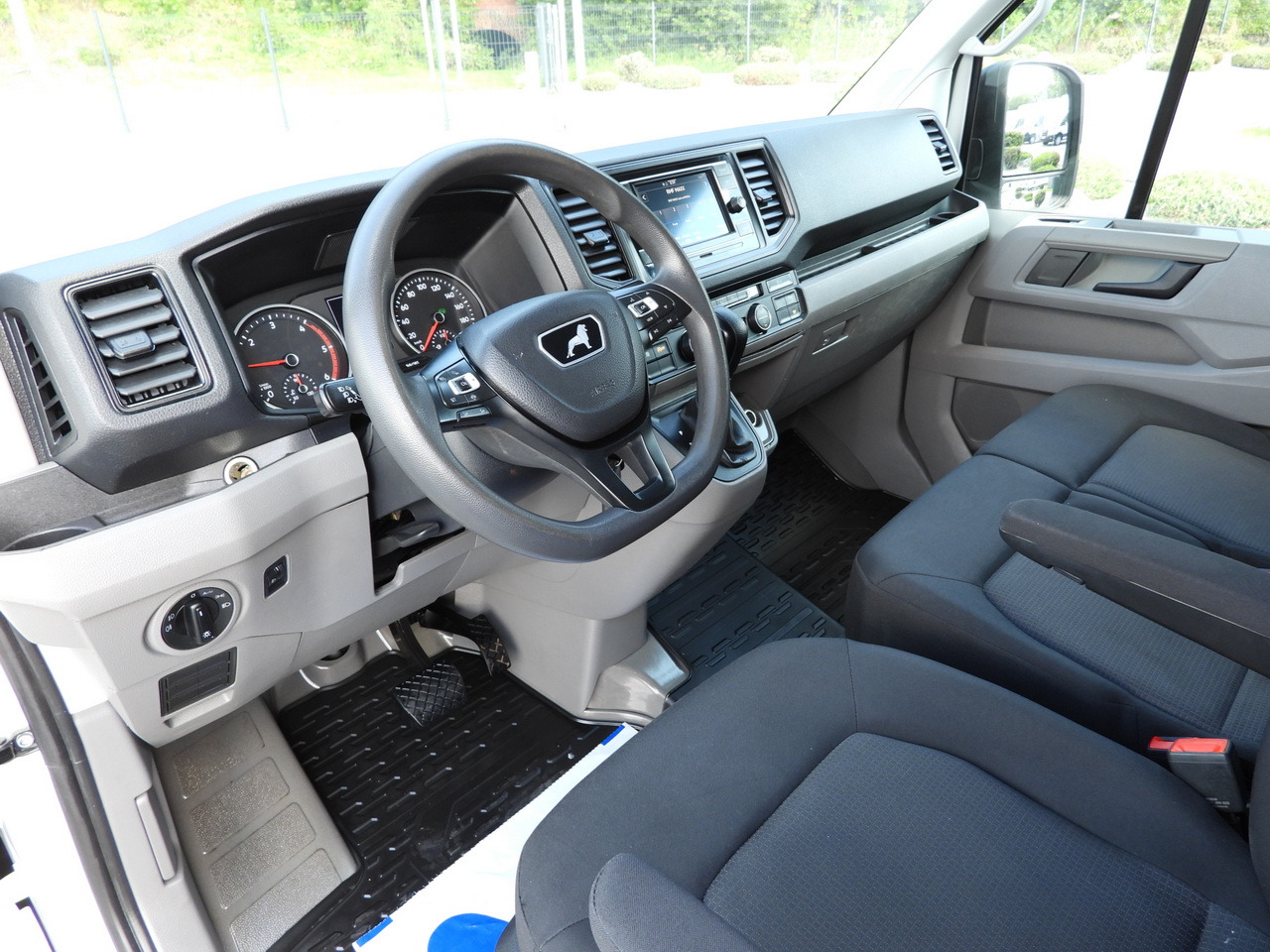 MAN TGE REFRIGERATOR VAN -5*C POWER SUPPLY 230V CRUISE CONTROL AUTOMATIC TRANSMISSION AIR CONDITIONING 180HP - Frigorífico furgoneta: foto 2 MAN TGE REFRIGERATOR VAN -5*C POWER SUPPLY 230V CRUISE CONTROL AUTOMATIC TRANSMISSION AIR CONDITIONING 180HP - Frigorífico furgoneta: foto 2