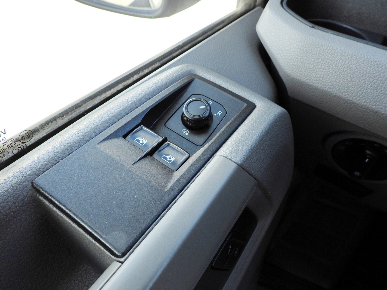 Leasing financiero de MAN TGE REFRIGERATOR VAN -5*C POWER SUPPLY 230V CRUISE CONTROL AUTOMATIC TRANSMISSION AIR CONDITIONING 180HP leasing MAN TGE REFRIGERATOR VAN -5*C POWER SUPPLY 230V CRUISE CONTROL AUTOMATIC TRANSMISSION AIR CONDITIONING 180HP: foto 31 Leasing financiero de MAN TGE REFRIGERATOR VAN -5*C POWER SUPPLY 230V CRUISE CONTROL AUTOMATIC TRANSMISSION AIR CONDITIONING 180HP leasing MAN TGE REFRIGERATOR VAN -5*C POWER SUPPLY 230V CRUISE CONTROL AUTOMATIC TRANSMISSION AIR CONDITIONING 180HP: foto 31