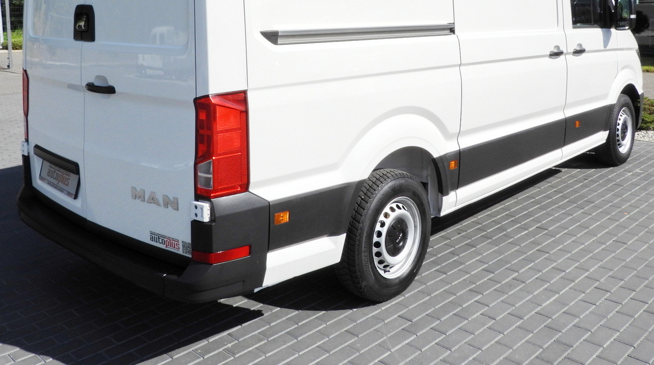 Leasing financiero de MAN TGE REFRIGERATOR VAN -5*C POWER SUPPLY 230V CRUISE CONTROL AUTOMATIC TRANSMISSION AIR CONDITIONING 180HP leasing MAN TGE REFRIGERATOR VAN -5*C POWER SUPPLY 230V CRUISE CONTROL AUTOMATIC TRANSMISSION AIR CONDITIONING 180HP: foto 27 Leasing financiero de MAN TGE REFRIGERATOR VAN -5*C POWER SUPPLY 230V CRUISE CONTROL AUTOMATIC TRANSMISSION AIR CONDITIONING 180HP leasing MAN TGE REFRIGERATOR VAN -5*C POWER SUPPLY 230V CRUISE CONTROL AUTOMATIC TRANSMISSION AIR CONDITIONING 180HP: foto 27