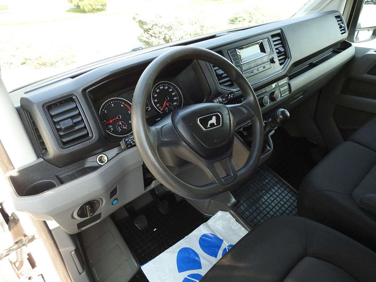 MAN TGE TARPAULIN 10 PALLETS AIR CONDITIONING 180HP - Furgoneta con caja de lona: foto 2 MAN TGE TARPAULIN 10 PALLETS AIR CONDITIONING 180HP - Furgoneta con caja de lona: foto 2