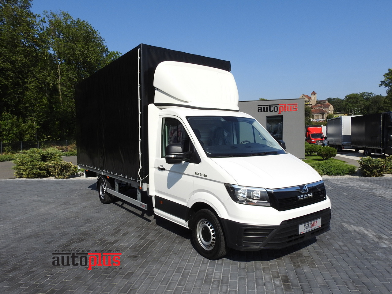 MAN TGE TARPAULIN 10 PALLETS AIR CONDITIONING 180HP - Furgoneta con caja de lona: foto 1 MAN TGE TARPAULIN 10 PALLETS AIR CONDITIONING 180HP - Furgoneta con caja de lona: foto 1