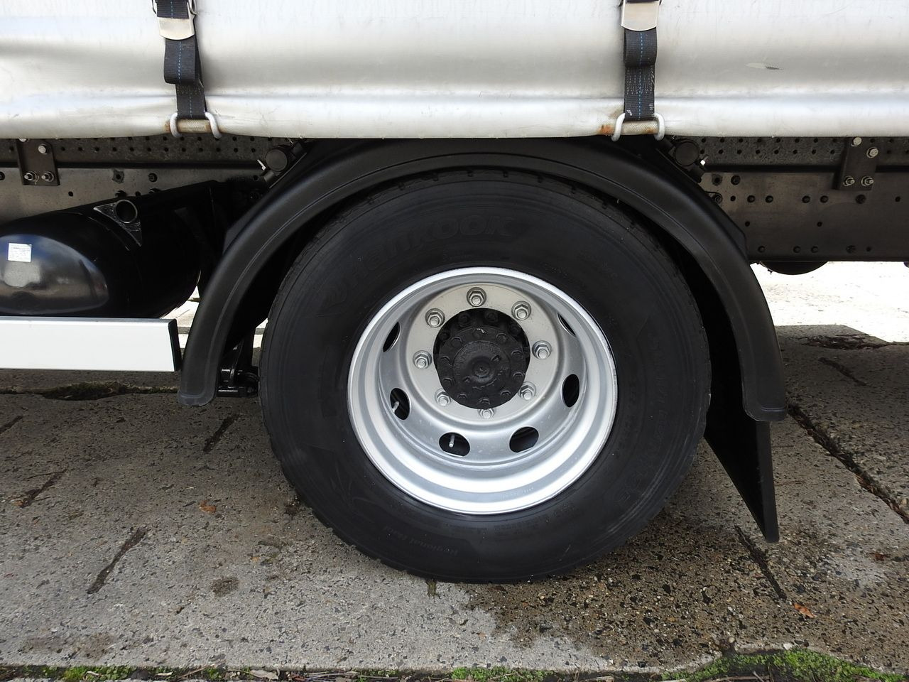 Camión lona MAN TGM 15.290 TARPAULIN LIFT 18 PALLETS CRUISE CONTROL TWIN WHEELS AIR CONDITIONING 290HP: foto 31 Camión lona MAN TGM 15.290 TARPAULIN LIFT 18 PALLETS CRUISE CONTROL TWIN WHEELS AIR CONDITIONING 290HP: foto 31