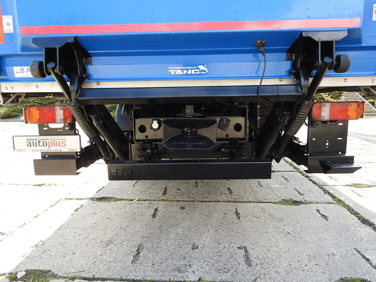 Camión lona MAN TGM 15.290 TARPAULIN LIFT 18 PALLETS CRUISE CONTROL TWIN WHEELS AIR CONDITIONING 290HP: foto 20 Camión lona MAN TGM 15.290 TARPAULIN LIFT 18 PALLETS CRUISE CONTROL TWIN WHEELS AIR CONDITIONING 290HP: foto 20