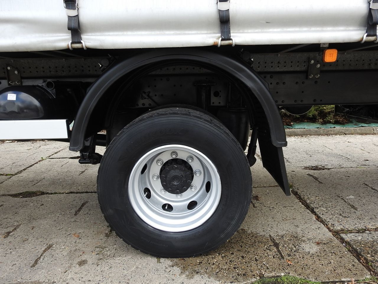 Camión lona MAN TGM 15.290 TARPAULIN LIFT 18 PALLETS CRUISE CONTROL TWIN WHEELS AIR CONDITIONING 290HP: foto 30 Camión lona MAN TGM 15.290 TARPAULIN LIFT 18 PALLETS CRUISE CONTROL TWIN WHEELS AIR CONDITIONING 290HP: foto 30