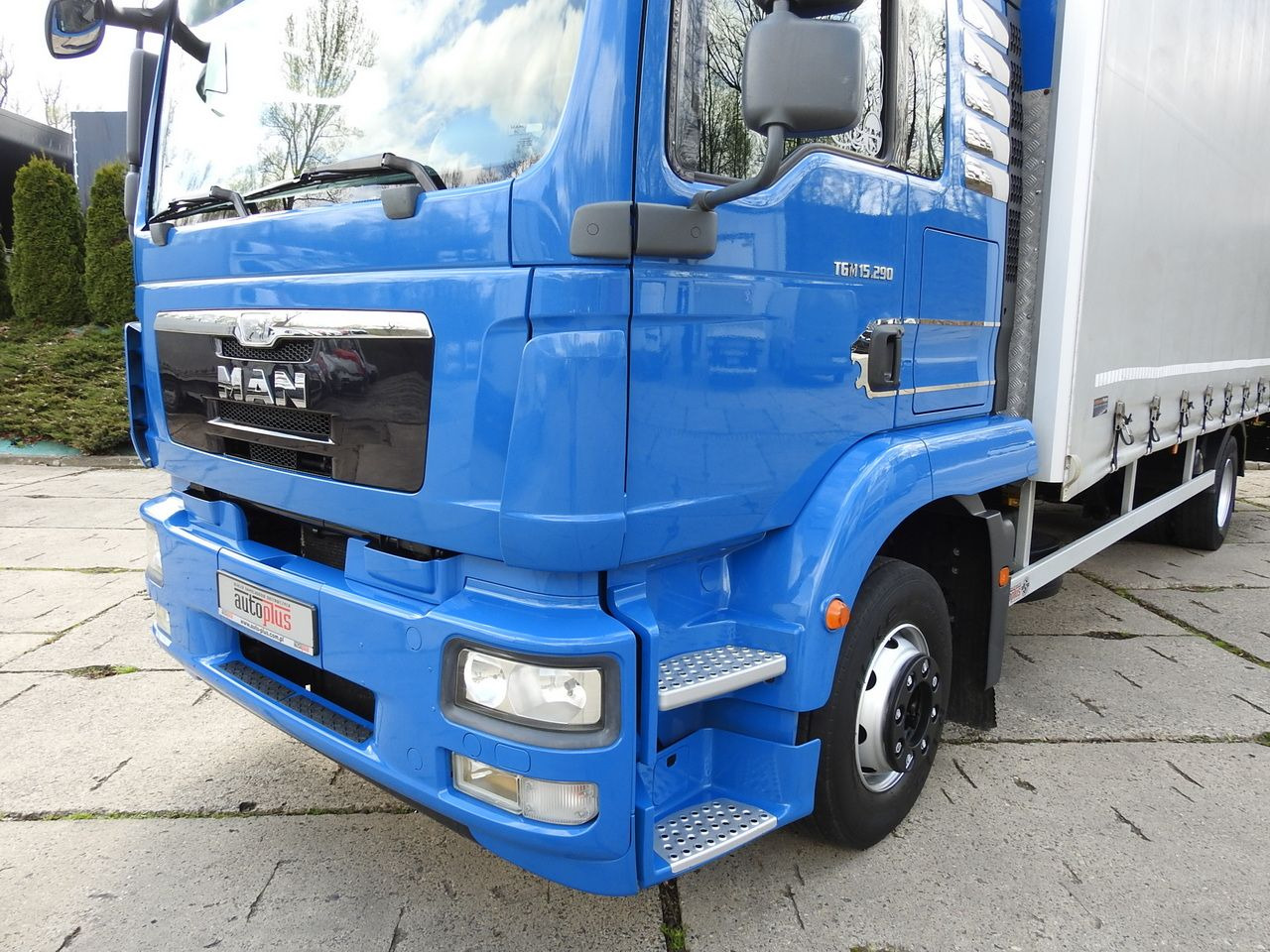 Camión lona MAN TGM 15.290 TARPAULIN LIFT 18 PALLETS CRUISE CONTROL TWIN WHEELS AIR CONDITIONING 290HP: foto 25 Camión lona MAN TGM 15.290 TARPAULIN LIFT 18 PALLETS CRUISE CONTROL TWIN WHEELS AIR CONDITIONING 290HP: foto 25