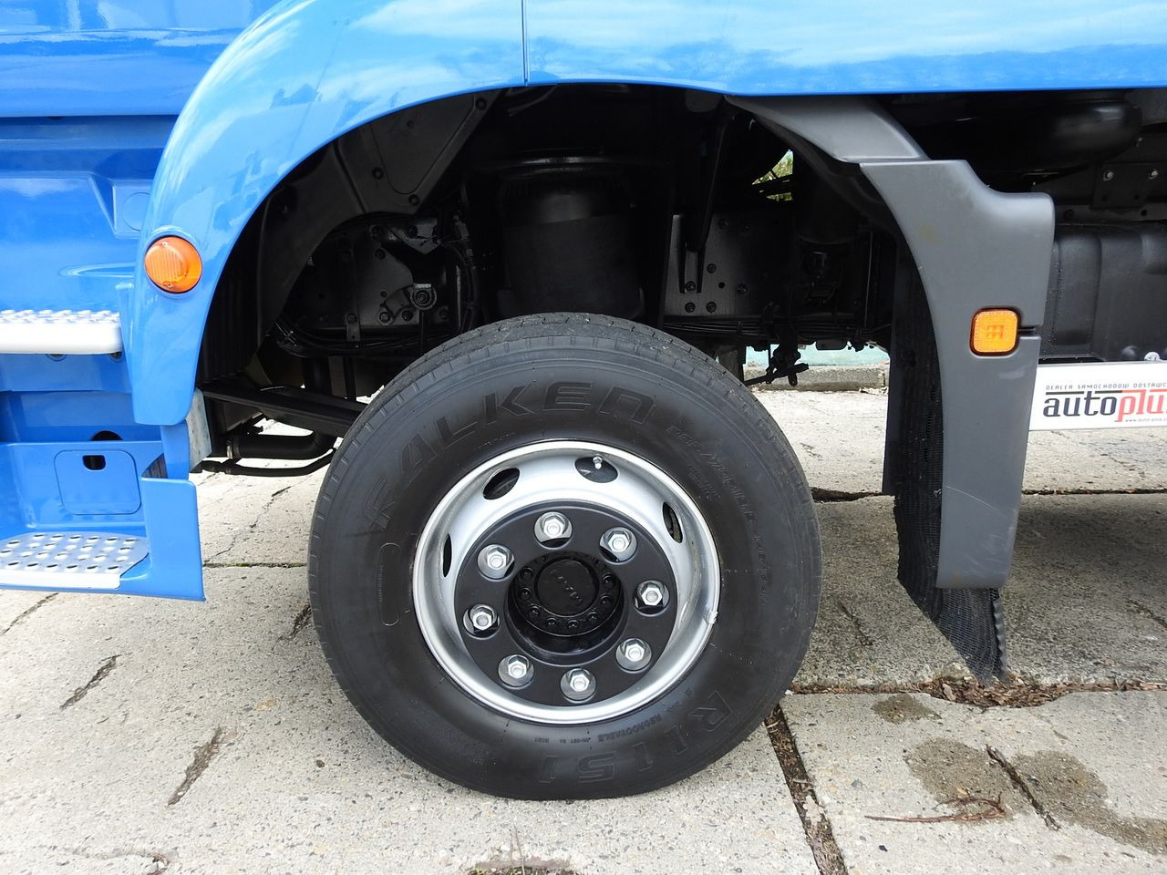 Camión lona MAN TGM 15.290 TARPAULIN LIFT 18 PALLETS CRUISE CONTROL TWIN WHEELS AIR CONDITIONING 290HP: foto 28 Camión lona MAN TGM 15.290 TARPAULIN LIFT 18 PALLETS CRUISE CONTROL TWIN WHEELS AIR CONDITIONING 290HP: foto 28