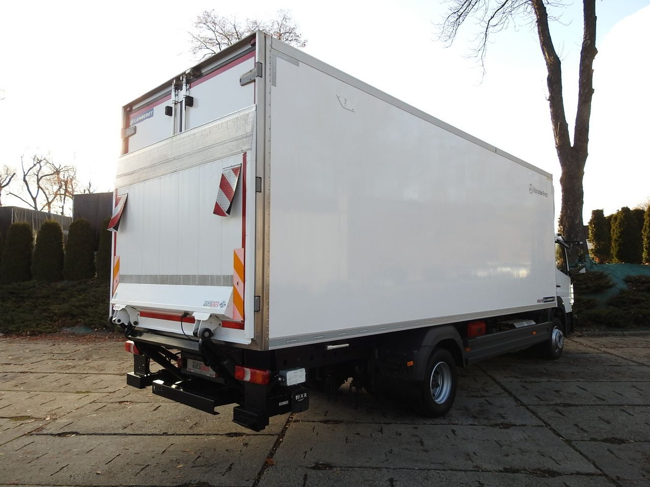 MERCEDES ATEGO 12.24 REGRIGERATOR BOX -10*C LIFT 16 PALLETS HEATING FUNCTION WEBASTO CRUISE CONTROL PNEUMATICS AIR CONDITIONING 240HP - Frigorífico camión: foto 3 MERCEDES ATEGO 12.24 REGRIGERATOR BOX -10*C LIFT 16 PALLETS HEATING FUNCTION WEBASTO CRUISE CONTROL PNEUMATICS AIR CONDITIONING 240HP - Frigorífico camión: foto 3