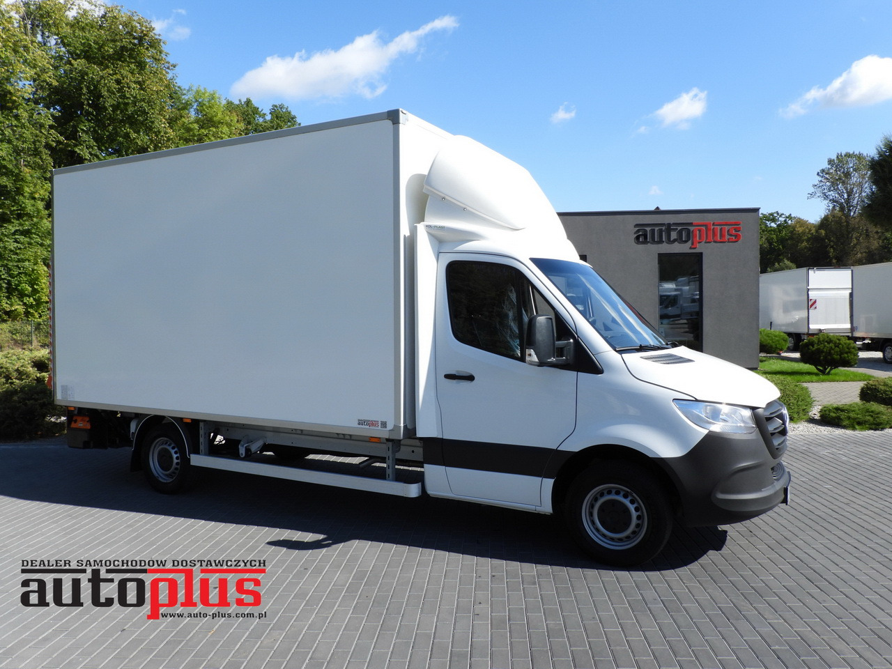 MERCEDES SPRINTER 315 BOX LIFT 8 PALLETS AIR CONDITIONING  150HP - Frigorífico furgoneta: foto 1 MERCEDES SPRINTER 315 BOX LIFT 8 PALLETS AIR CONDITIONING  150HP - Frigorífico furgoneta: foto 1