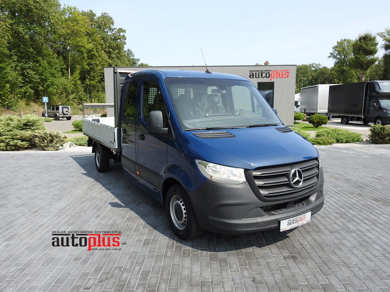 MERCEDES SPRINTER 316 STAKE BODY DOUBLE CABIN DOKA 7 SEATS AIR CONDITIONING 160HP - Caja abierta furgoneta: foto 1 MERCEDES SPRINTER 316 STAKE BODY DOUBLE CABIN DOKA 7 SEATS AIR CONDITIONING 160HP - Caja abierta furgoneta: foto 1