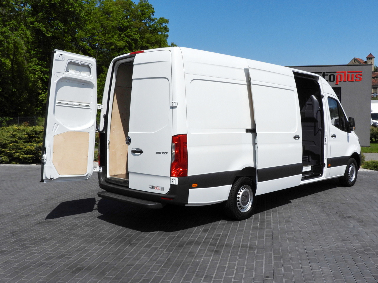 MERCEDES SPRINTER 316 VAN AIR CONDITIONING 165HP - Furgón: foto 3 MERCEDES SPRINTER 316 VAN AIR CONDITIONING 165HP - Furgón: foto 3