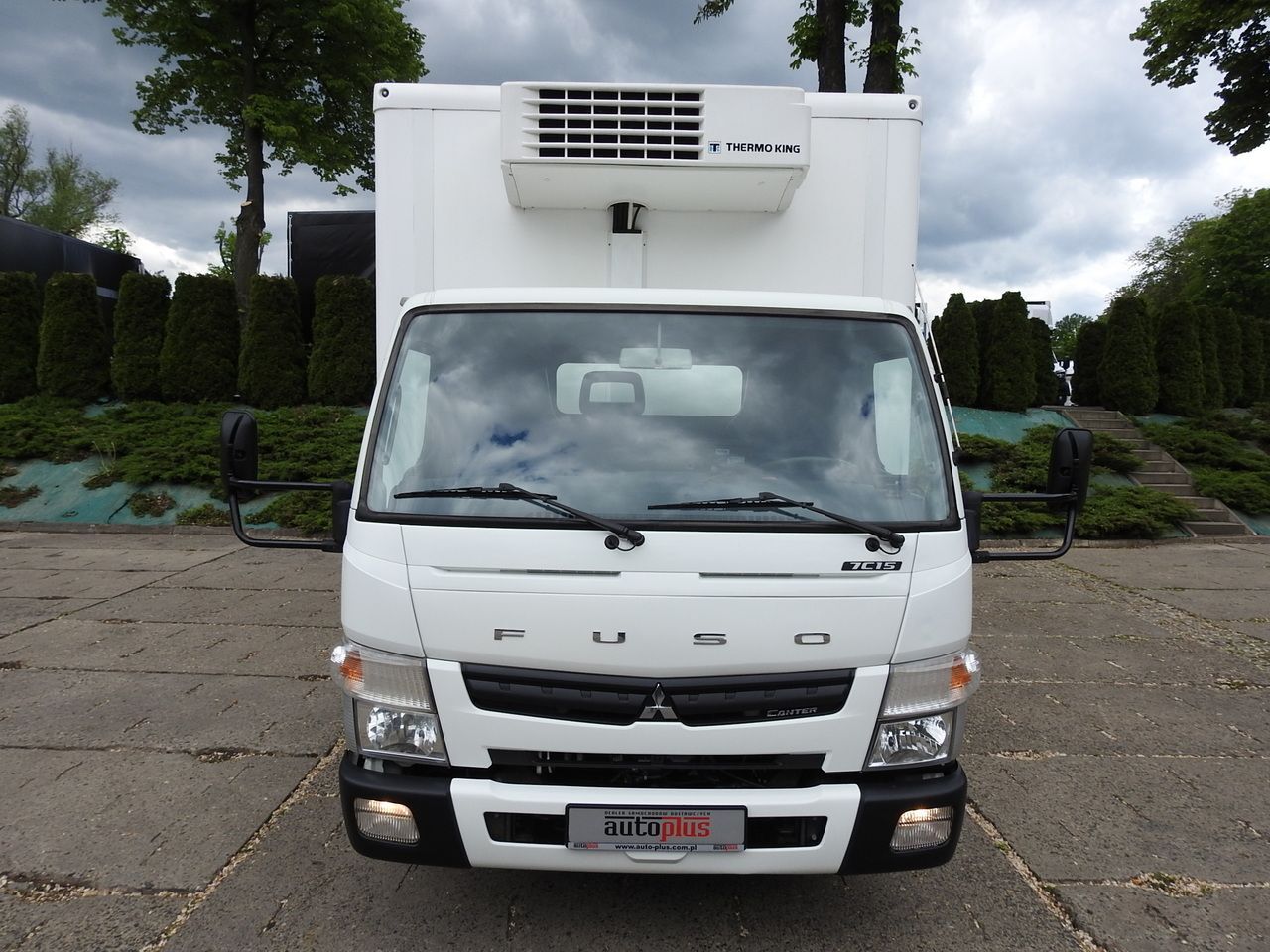 MITSUBISHI CANTER FUSO 7C15 REGRIGERATOR BOX -4*C LIFT POWER SUPPLY 230V AIR CONDITIONING AUTOMATIC TRANSMISSION 150HP - Frigorífico camión: foto 5 MITSUBISHI CANTER FUSO 7C15 REGRIGERATOR BOX -4*C LIFT POWER SUPPLY 230V AIR CONDITIONING AUTOMATIC TRANSMISSION 150HP - Frigorífico camión: foto 5