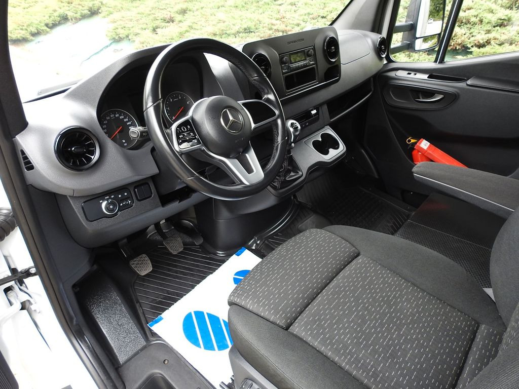 Mercedes-Benz SPRINTER 316 PRITSCHE PLANE 10 PALETTEN WEBASTO - Furgoneta con caja de lona, Furgoneta combi: foto 2 Mercedes-Benz SPRINTER 316 PRITSCHE PLANE 10 PALETTEN WEBASTO - Furgoneta con caja de lona, Furgoneta combi: foto 2
