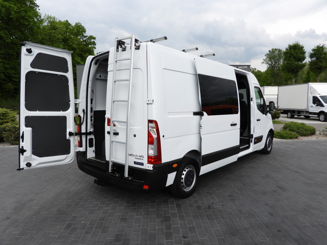 OPEL MOVANO BOX DELIVERY VAN 7 SEATS CRUISE CONTROL LED LIGHTS AIR CONDITIONING 135HP - Furgón: foto 3 OPEL MOVANO BOX DELIVERY VAN 7 SEATS CRUISE CONTROL LED LIGHTS AIR CONDITIONING 135HP - Furgón: foto 3