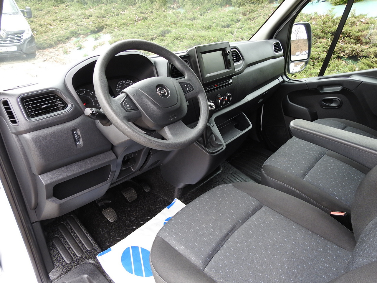 OPEL MOVANO REFRIGERATOR VAN 0*C CRUISE CONTROL NAVIGATION AIR CONDITIONING LED LIGHTS 136HP - Frigorífico furgoneta: foto 2 OPEL MOVANO REFRIGERATOR VAN 0*C CRUISE CONTROL NAVIGATION AIR CONDITIONING LED LIGHTS 136HP - Frigorífico furgoneta: foto 2