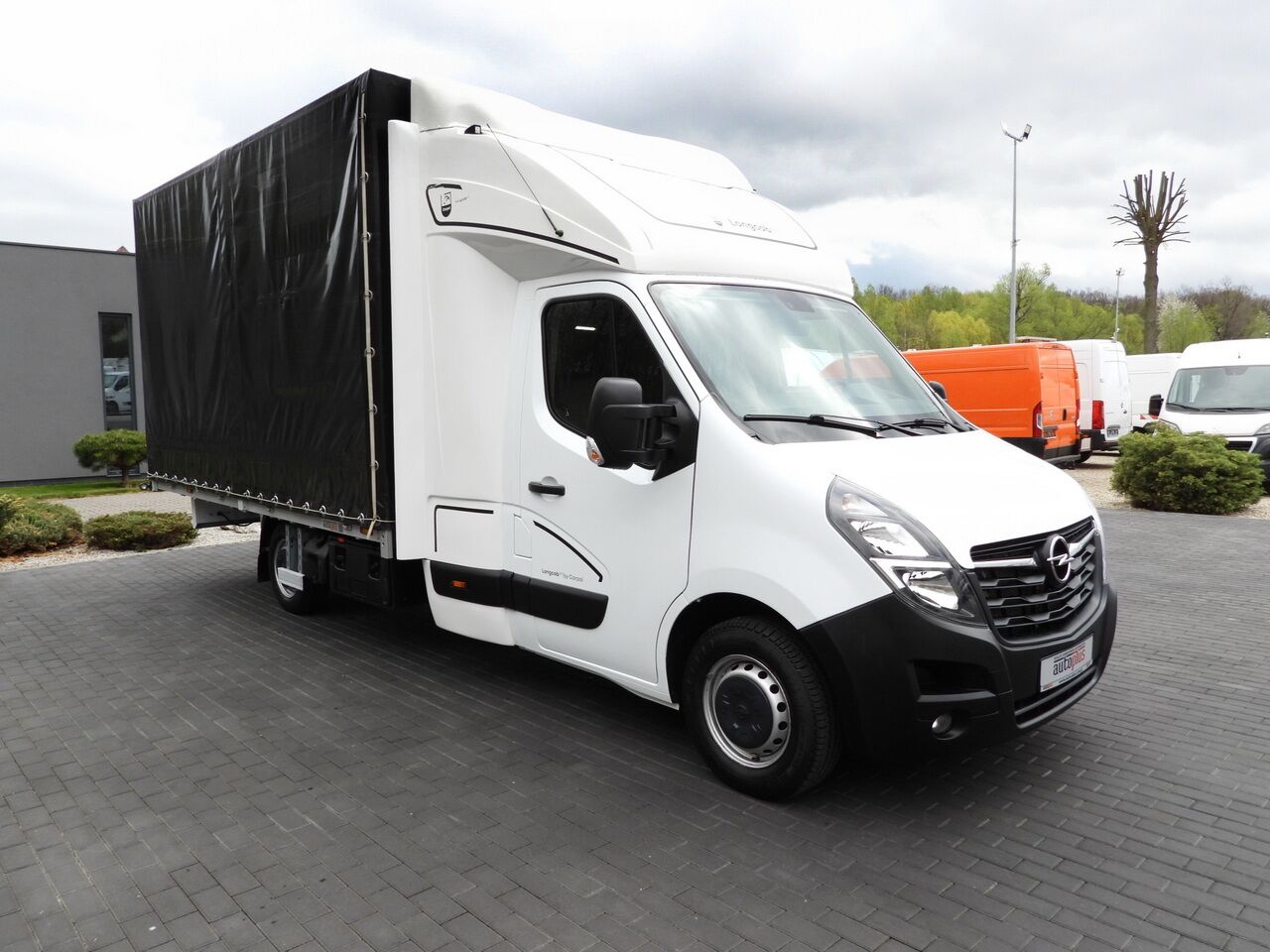 OPEL MOVANO TARPAULIN 10 PALLETS WEBASTO CRUISE CONTROL LED LIGHTS PNEUMATICS AIR CONDITIONING 165HP - Furgoneta con caja de lona: foto 4 OPEL MOVANO TARPAULIN 10 PALLETS WEBASTO CRUISE CONTROL LED LIGHTS PNEUMATICS AIR CONDITIONING 165HP - Furgoneta con caja de lona: foto 4