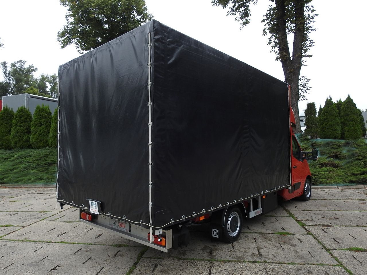 OPEL MOVANO TARPAULIN 10 PALLETS WEBASTO CRUISE CONTROL LED LIGHTS PNEUMATICS AIR CONDITIONING 165HP - Furgoneta con caja de lona: foto 3 OPEL MOVANO TARPAULIN 10 PALLETS WEBASTO CRUISE CONTROL LED LIGHTS PNEUMATICS AIR CONDITIONING 165HP - Furgoneta con caja de lona: foto 3