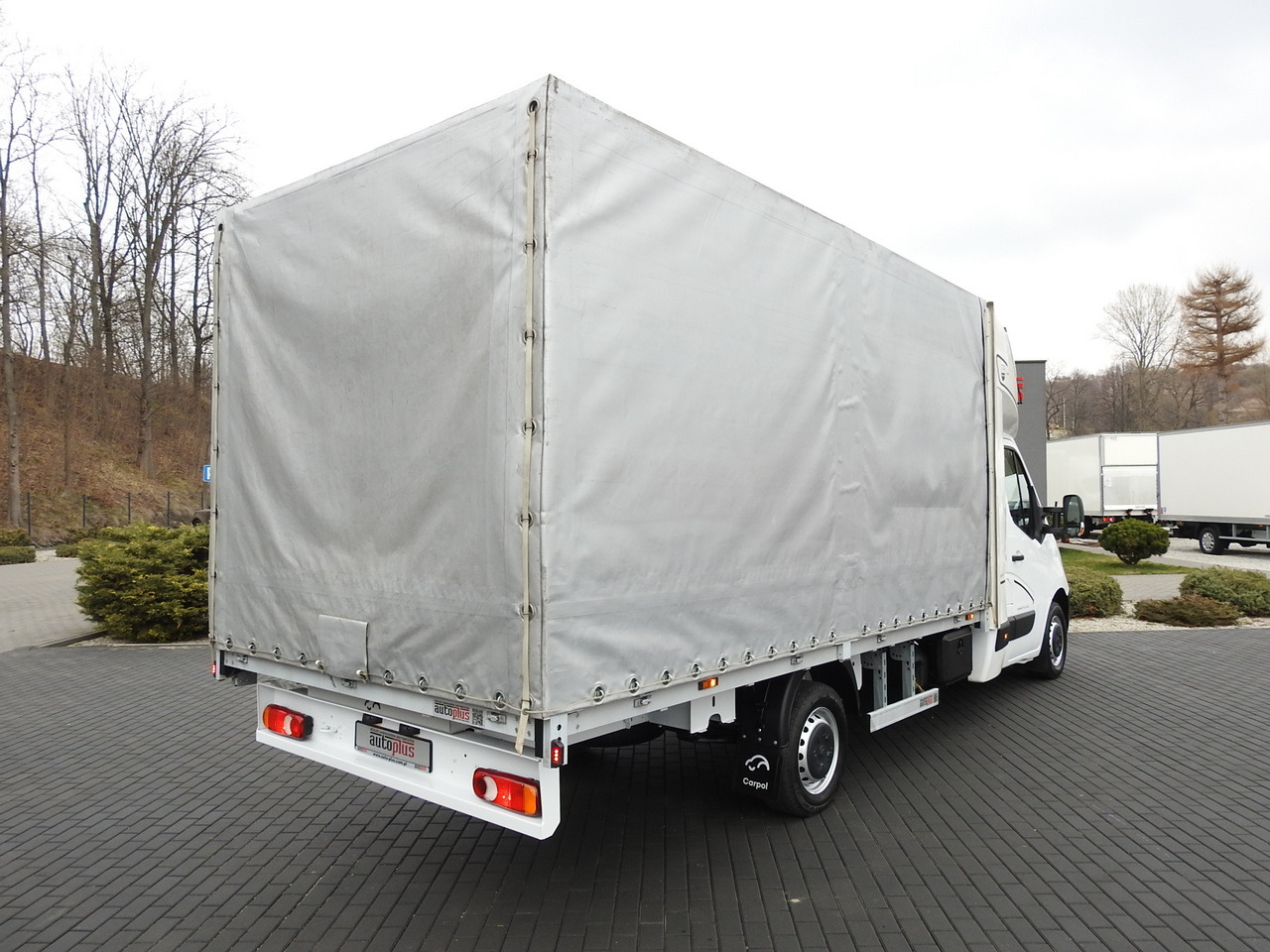 OPEL MOVANO TARPAULIN 8 PALLETS WEBASTO CRUISE CONTROL LED LIGHTS PNEUMATICS AIR CONDITIONING 165HP - Furgoneta con caja de lona: foto 3 OPEL MOVANO TARPAULIN 8 PALLETS WEBASTO CRUISE CONTROL LED LIGHTS PNEUMATICS AIR CONDITIONING 165HP - Furgoneta con caja de lona: foto 3