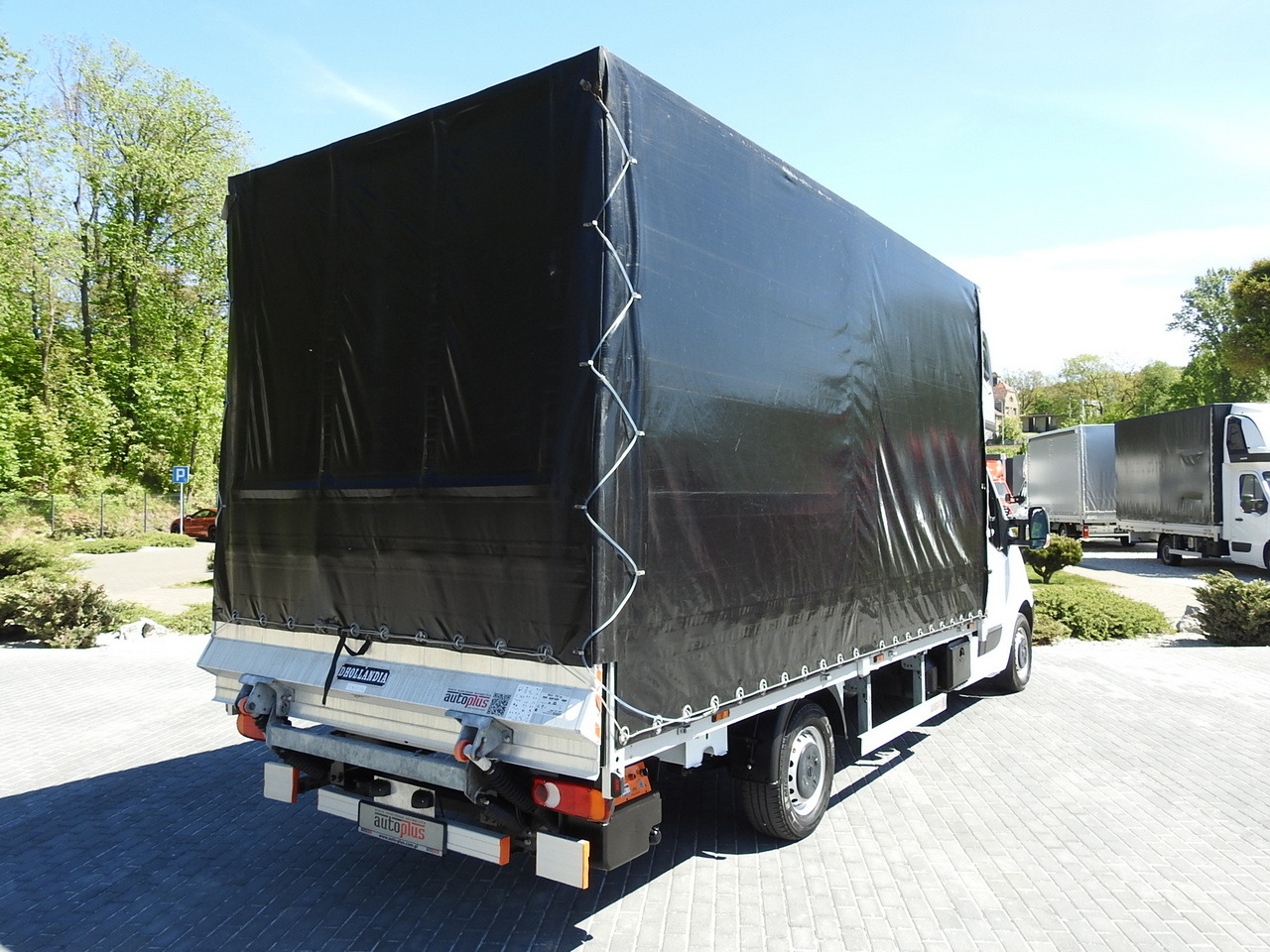 OPEL MOVANO TARPAULIN LIFT 9 PALLETS WEBASTO CRUISE CONTROL LED LIGHTS PNEUMATICS AIR CONDITIONING 160HP - Furgoneta con caja de lona: foto 3 OPEL MOVANO TARPAULIN LIFT 9 PALLETS WEBASTO CRUISE CONTROL LED LIGHTS PNEUMATICS AIR CONDITIONING 160HP - Furgoneta con caja de lona: foto 3