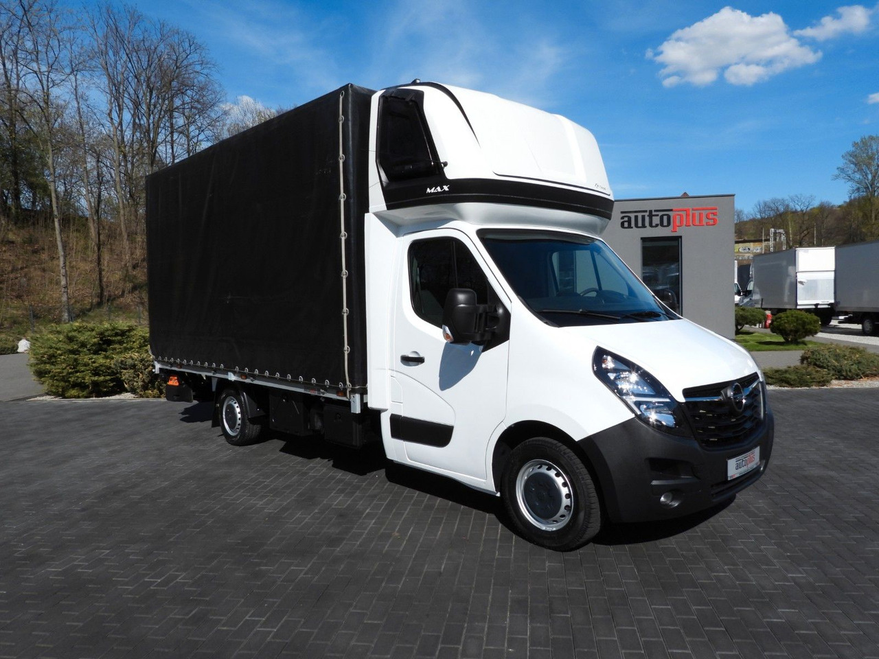 Opel MOVANO PRITSCHE PLANE AUFZUG 9 PALETTEN WEBASTO - Furgoneta con caja de lona: foto 4 Opel MOVANO PRITSCHE PLANE AUFZUG 9 PALETTEN WEBASTO - Furgoneta con caja de lona: foto 4