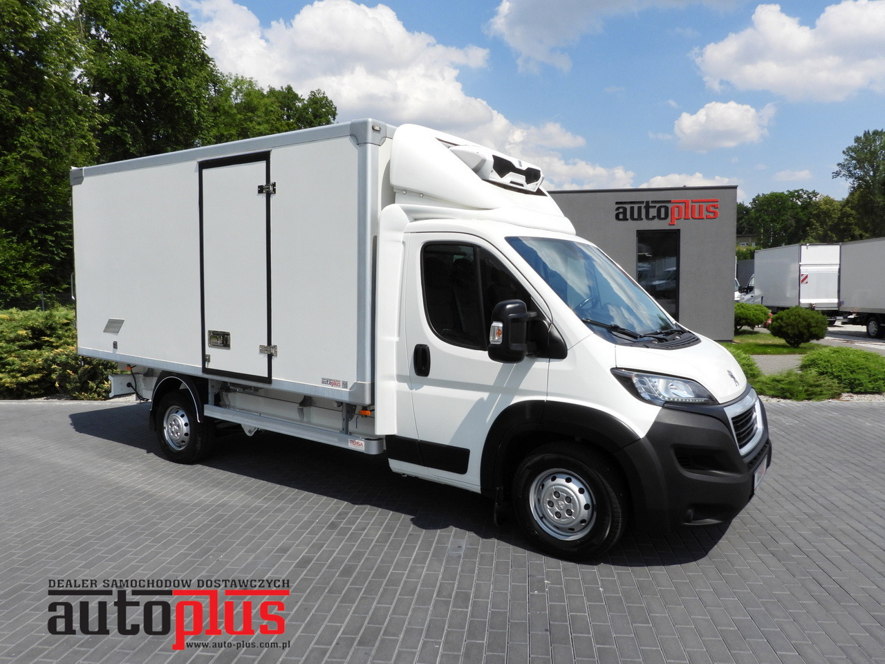PEUGEOT BOXER REGRIGERATOR BOX 0*C 8 PALLETS CRUISE CONTROL LED LIGHTS AIR CONDITIONING 165HP - Frigorífico furgoneta: foto 1 PEUGEOT BOXER REGRIGERATOR BOX 0*C 8 PALLETS CRUISE CONTROL LED LIGHTS AIR CONDITIONING 165HP - Frigorífico furgoneta: foto 1
