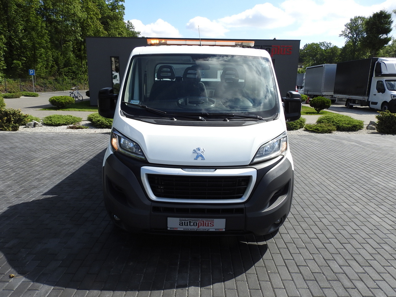 PEUGEOT BOXER THREE-WAY TIPPER AIR CONDITIONING 130HP - Volquete camión: foto 5 PEUGEOT BOXER THREE-WAY TIPPER AIR CONDITIONING 130HP - Volquete camión: foto 5