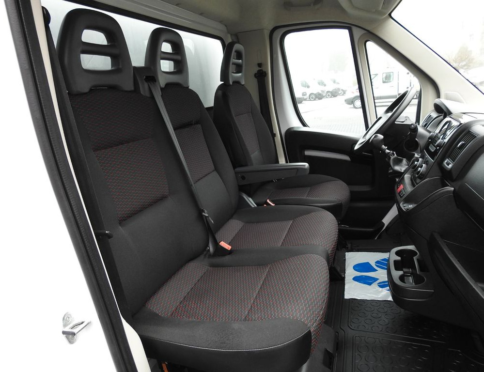 Furgoneta Peugeot BOXER KOFFER AUFZUG 8 PALETTEN TEMPOMAT A/C: foto 26