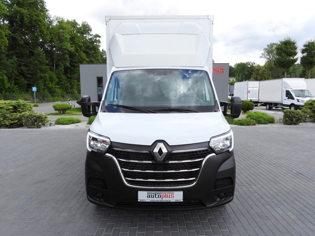 RENAULT MASTER BOX 8 PALLETS CRUISE CONTROL LED LIGHTS AIR CONDITIONING 165HP - Furgoneta: foto 5 RENAULT MASTER BOX 8 PALLETS CRUISE CONTROL LED LIGHTS AIR CONDITIONING 165HP - Furgoneta: foto 5