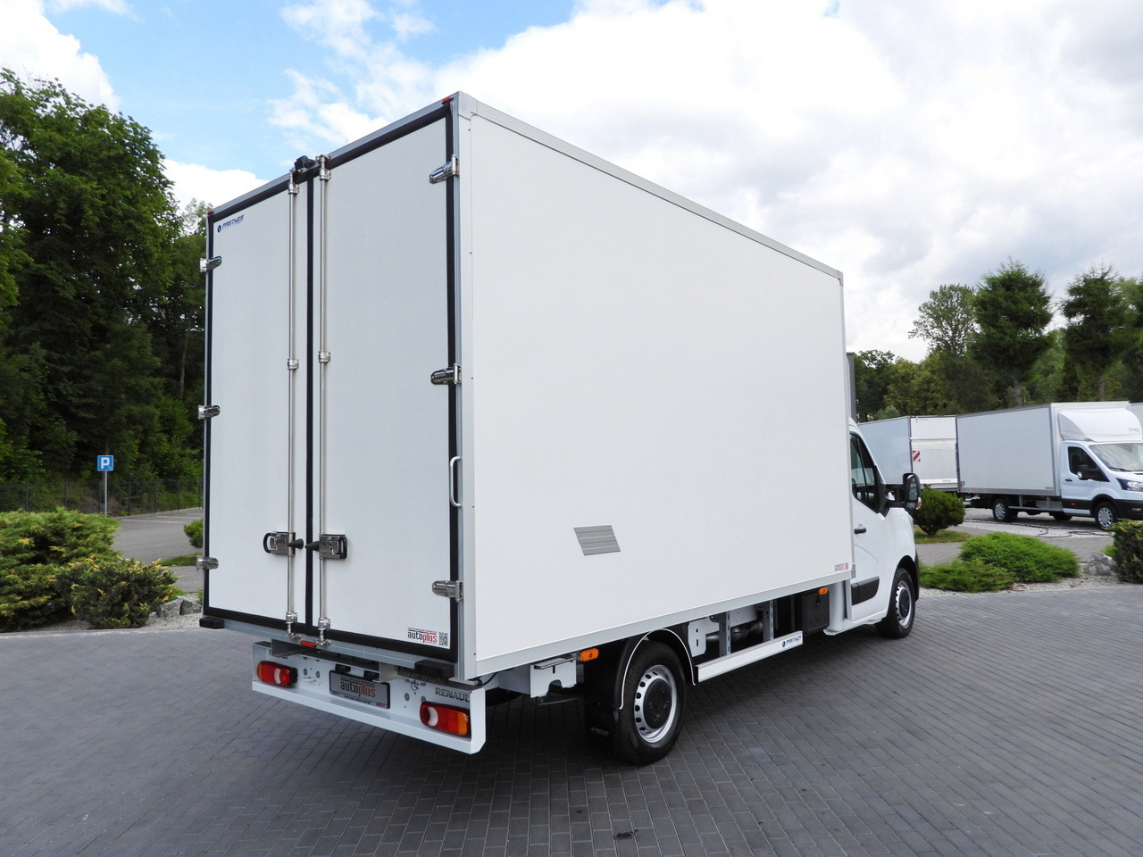 RENAULT MASTER BOX 8 PALLETS CRUISE CONTROL LED LIGHTS AIR CONDITIONING 165HP - Furgoneta: foto 3 RENAULT MASTER BOX 8 PALLETS CRUISE CONTROL LED LIGHTS AIR CONDITIONING 165HP - Furgoneta: foto 3