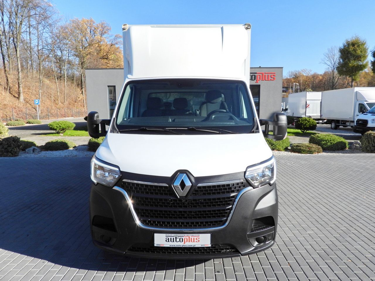 RENAULT MASTER BOX 8 PALLETS CRUISE CONTROL NAVIGATION LED LIGHTS AIR CONDITIONING 145HP - Furgoneta: foto 5 RENAULT MASTER BOX 8 PALLETS CRUISE CONTROL NAVIGATION LED LIGHTS AIR CONDITIONING 145HP - Furgoneta: foto 5
