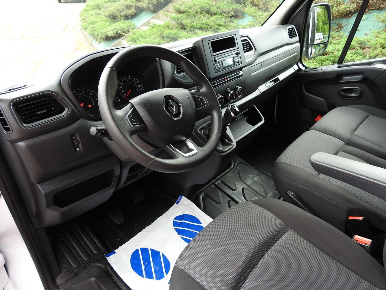 RENAULT MASTER - Furgoneta con caja de lona: foto 2 RENAULT MASTER - Furgoneta con caja de lona: foto 2