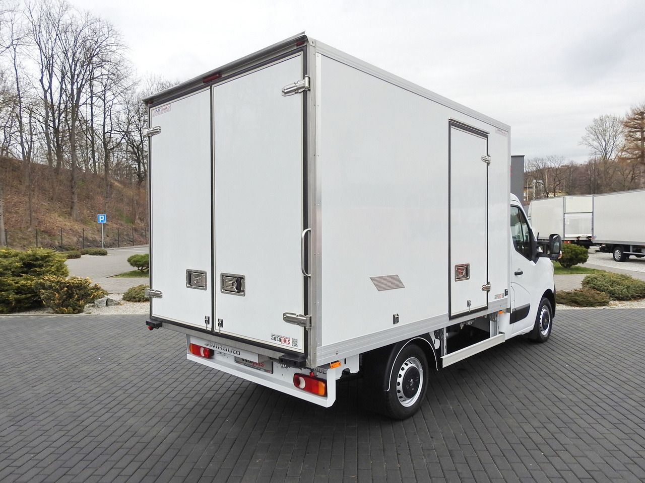 RENAULT MASTER REGRIGERATOR BOX 0*C LED LIGHTS AIR CONDITIONING 145HP - Frigorífico furgoneta: foto 3 RENAULT MASTER REGRIGERATOR BOX 0*C LED LIGHTS AIR CONDITIONING 145HP - Frigorífico furgoneta: foto 3