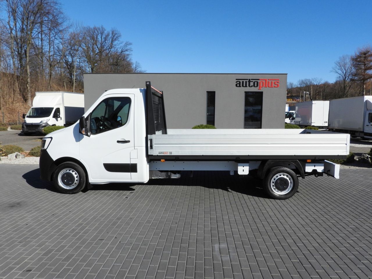 Caja abierta furgoneta RENAULT MASTER STAKE BODY CRUISE CONTROL LED LIGHTS AIR CONDITIONING 165HP: foto 8 Caja abierta furgoneta RENAULT MASTER STAKE BODY CRUISE CONTROL LED LIGHTS AIR CONDITIONING 165HP: foto 8