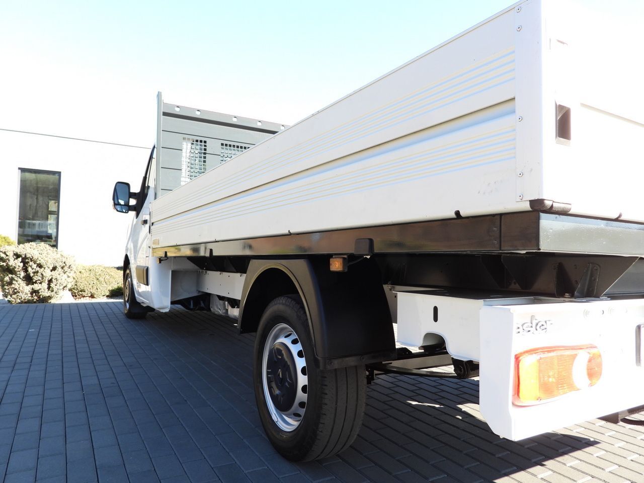 Caja abierta furgoneta RENAULT MASTER STAKE BODY CRUISE CONTROL LED LIGHTS AIR CONDITIONING 165HP: foto 15 Caja abierta furgoneta RENAULT MASTER STAKE BODY CRUISE CONTROL LED LIGHTS AIR CONDITIONING 165HP: foto 15